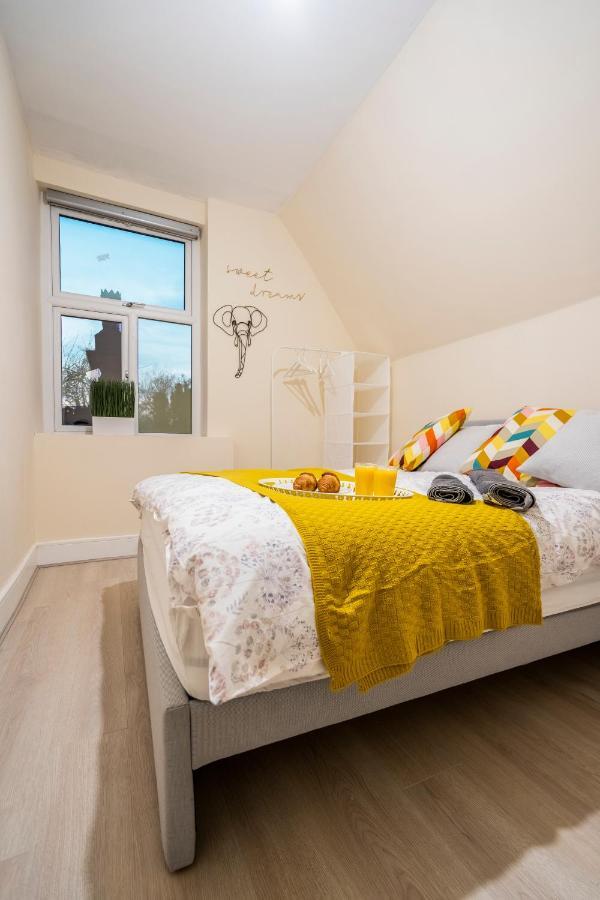 Deluxe 2-Bedroom Flat With Free Parking برمنغهام المظهر الخارجي الصورة